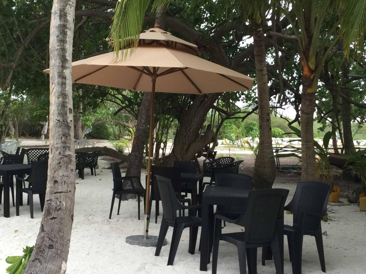 Hôtel Surf Yoga Camp à Thulusdhoo Extérieur photo