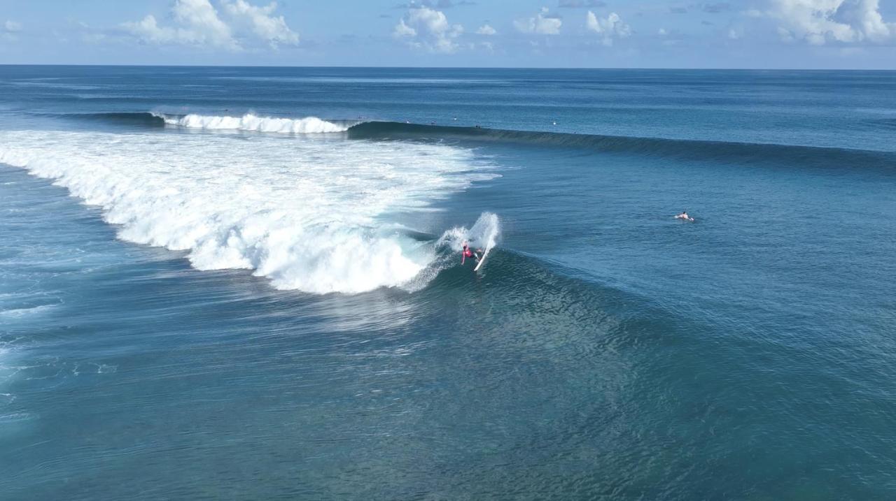 Hôtel Surf Yoga Camp à Thulusdhoo Extérieur photo